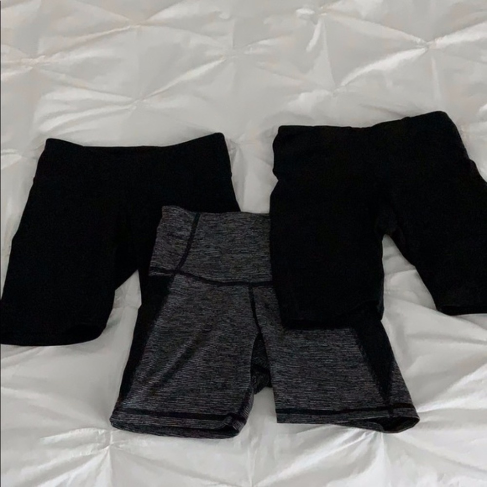 Old Navy biker shorts (3 pairs, size XS)